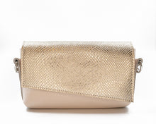 Încărcați imaginea în vizualizatorul Galeriei, Gold textured bag on a white background
