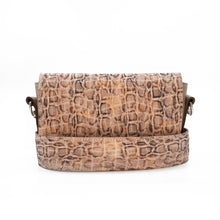 Load image into Gallery viewer, Leather Crossbody Bag
