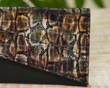 Kép betöltése a galériamegjelenítőbe: Bőr tárca
