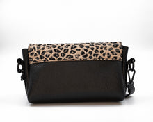 Încărcați imaginea în vizualizatorul Galeriei, Black bag with leopard print top section on a white background
