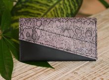 Load image into Gallery viewer, Leather Purse
