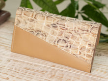 Load image into Gallery viewer, Leather Purse

