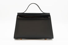 Load image into Gallery viewer, Dines Leather Top Handle Bag
