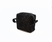 Load image into Gallery viewer, Leather Cosmetic Bag
