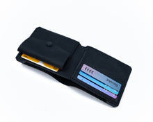 Kép betöltése a galériamegjelenítőbe: Férfi bőr pénztárca
