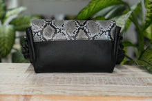Load image into Gallery viewer, Leather Crossbody Bag
