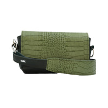 Încărcați imaginea în vizualizatorul Galeriei, Geantă crossbody din piele
